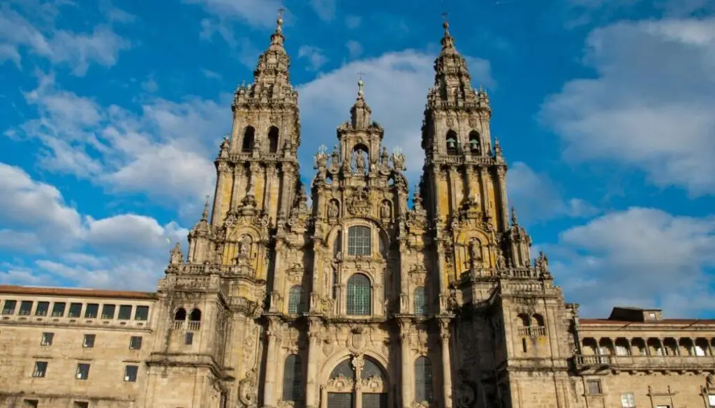 catedral-de-santiago-de-compostela-descubre-sus-secretos-mejor-guardados