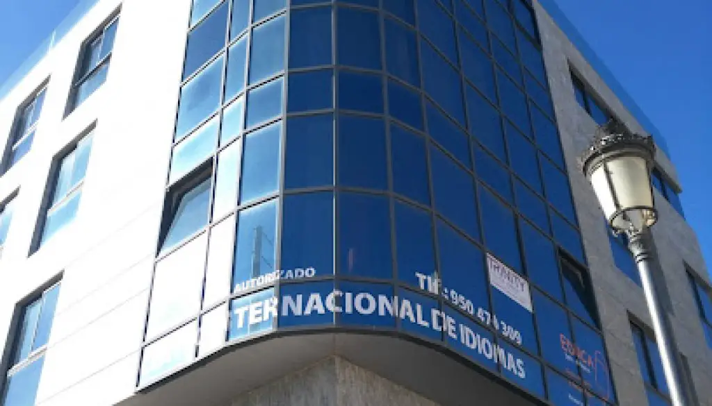 Imagen-del-centro-formativo-Academia-La-Escalera-Puerto-Lumbreras-en-Atalaya-y-las-plazas-Murcia