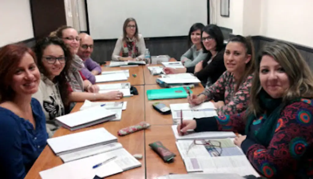 Imagen-del-centro-formativo-Academia-New-London-en-Yecla-Murcia