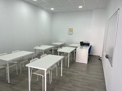 Academia de Estudios y Oposiciones Granada en Albox, Almería