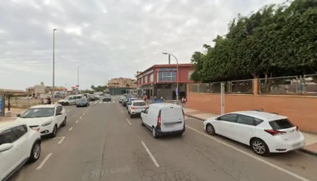 Imagen-del-centro-formativo-Academia-de-ingles-McGinty-School-Col-Portocarrero-Aguadulce-en-Aguadulce-Almeria
