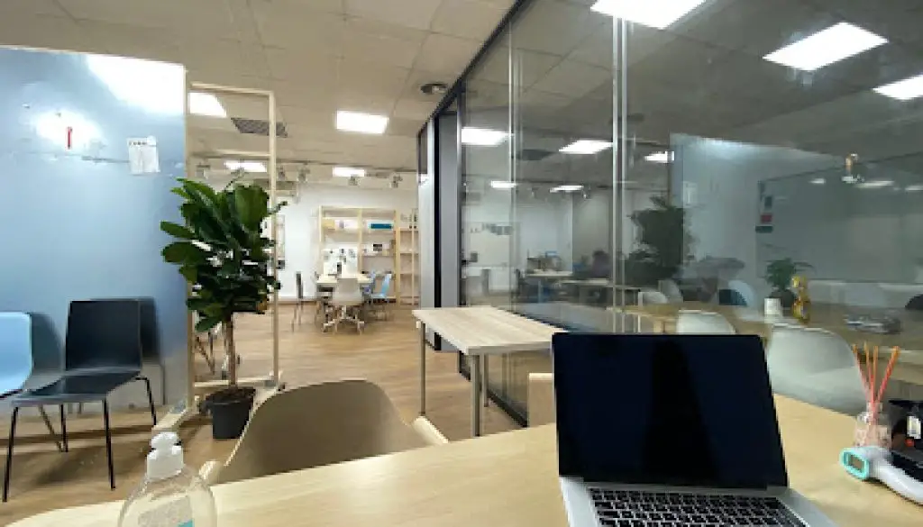 Imagen-del-centro-formativo-Academia-iTalent-en-Granollers-Barcelona