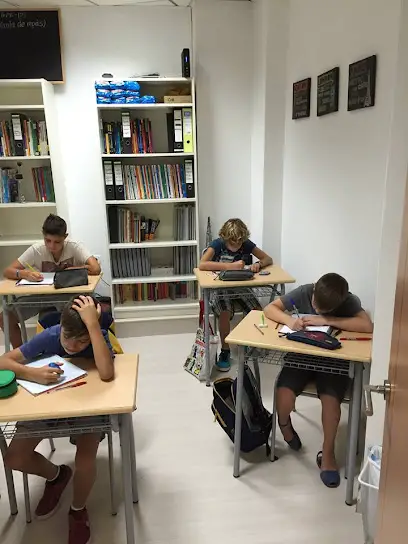 Agora (aula de repas) en Reus, Tarragona