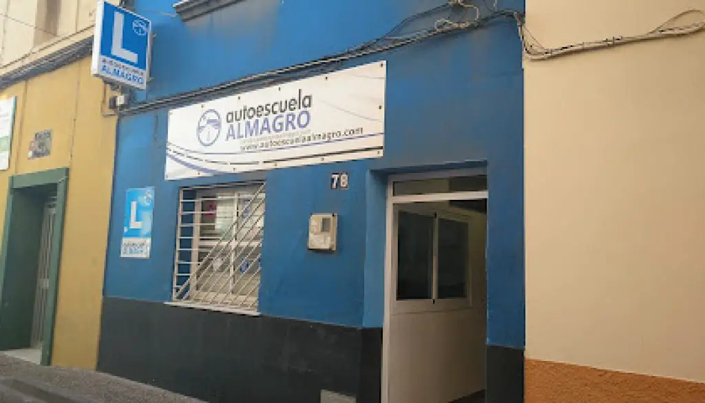 Imagen-del-centro-formativo-Autoescuela-Almagro-La-Linea-de-la-Concepcion-en-Puerto-serrano-Cadiz