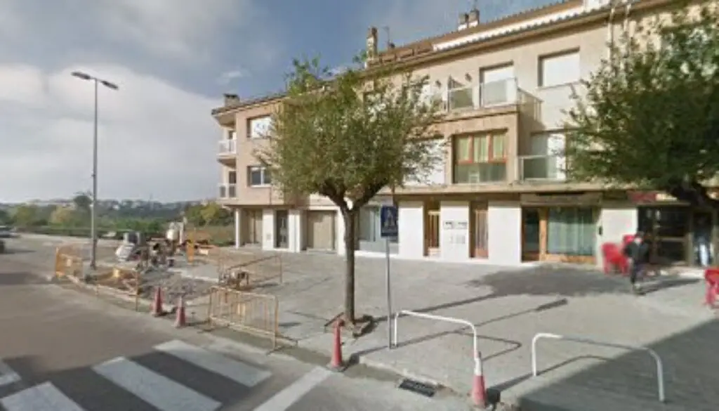 Imagen-del-centro-formativo-Autoescuela-Llucanes-en-Prats-de-llucanes-Barcelona