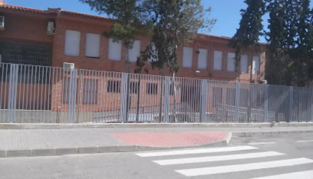 Imagen-del-centro-formativo-CEIP-NtraSra-de-La-Antigua-en-Monteagudo-Murcia