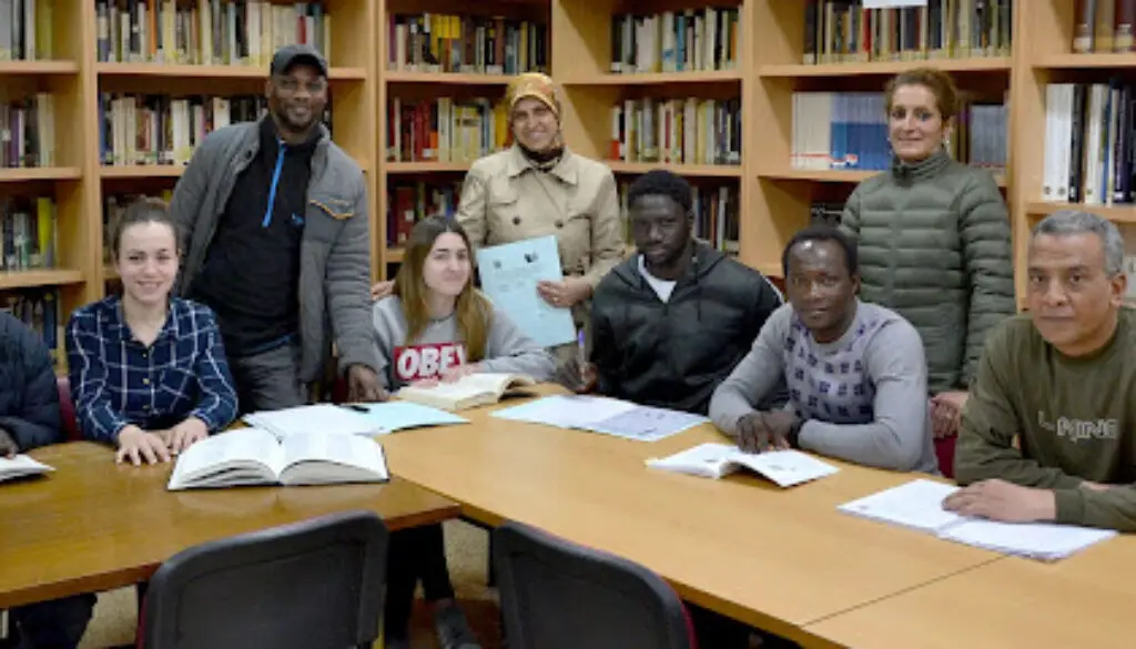 Imagen-del-centro-formativo-CEPA-Bilbao-San-Inazio-HHI-Centro-de-Educacion-de-Personas-Adultas-en-Bilbao-Vizcaya