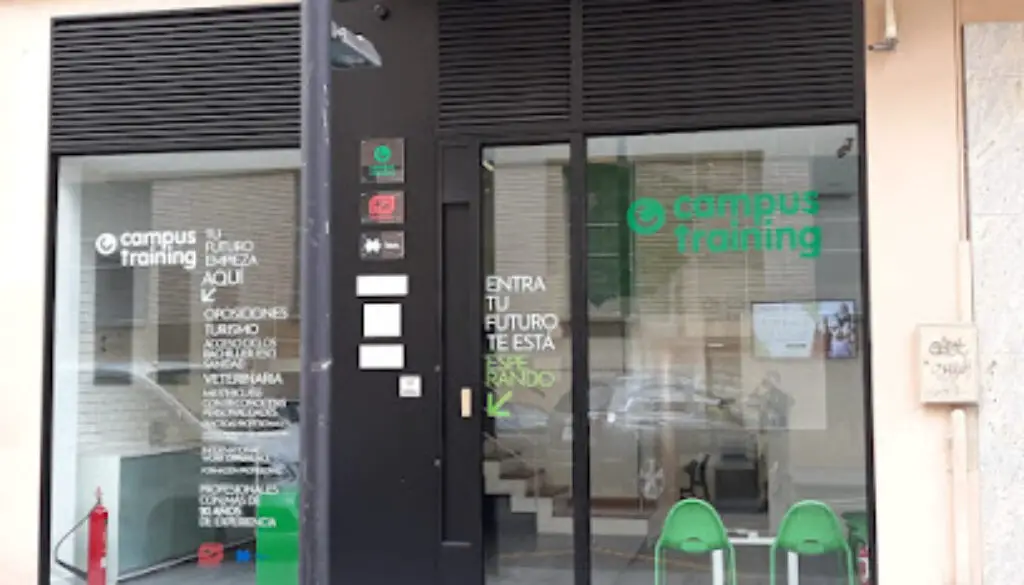 Imagen-del-centro-formativo-Campus-Training-en-Pamplonairuna-Navarra