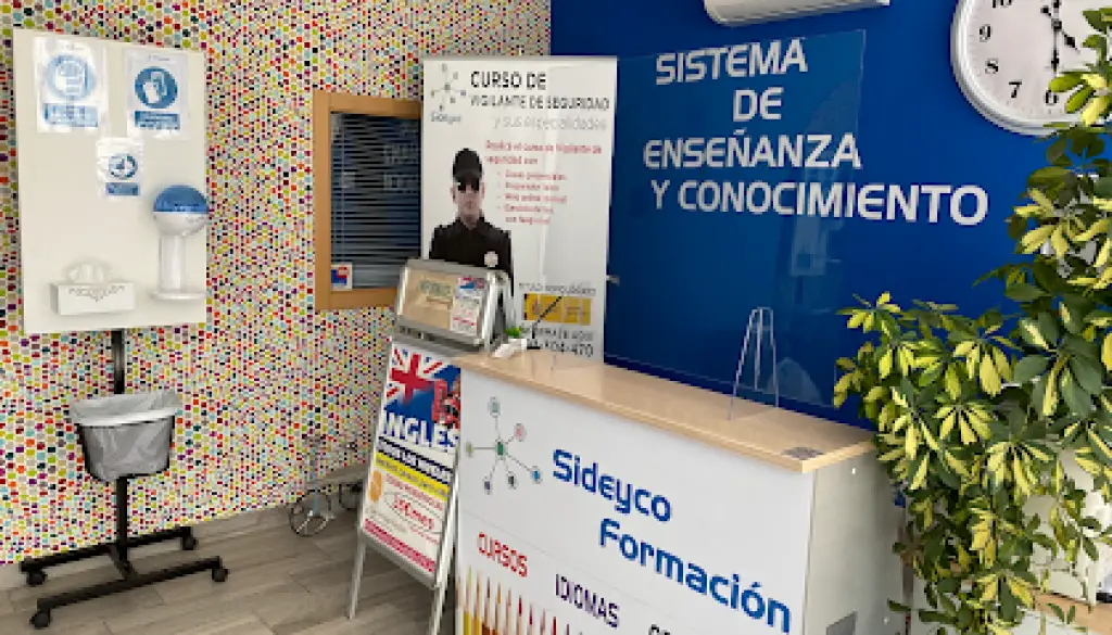 Imagen-del-centro-formativo-Centro-Academico-Sideyco-en-Badajoz-Badajoz
