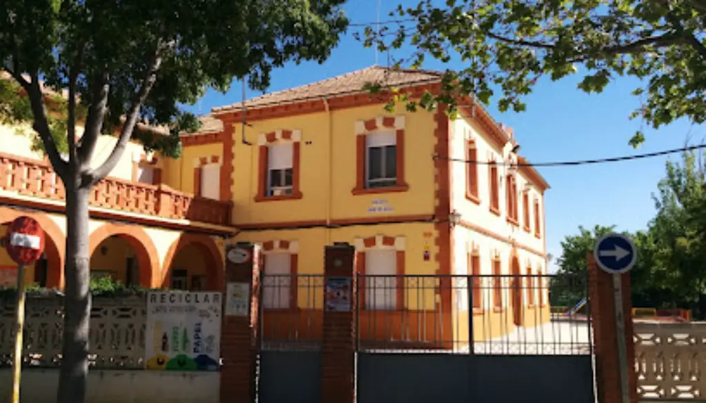 Imagen-del-centro-formativo-Centro-Concertado-de-Ensenanza-Amor-de-Dios-en-Caudete-Albacete