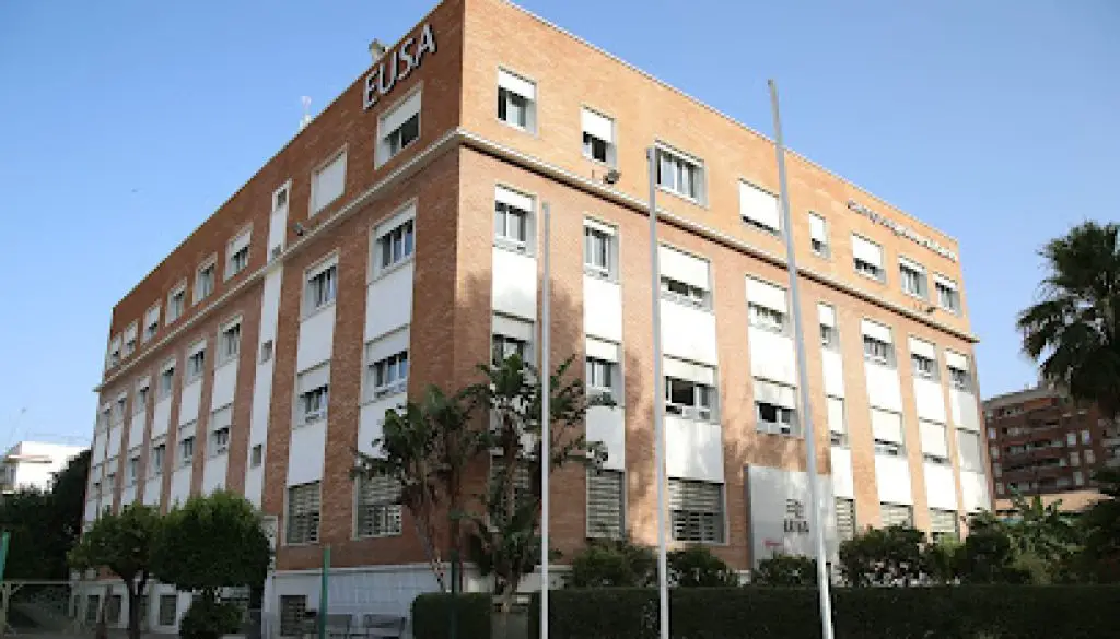 Imagen-del-centro-formativo-Centro-FP-Superior-de-la-Camara-de-Comercio-de-Sevilla-Nuevas-Profesiones-en-Sevilla-Sevilla