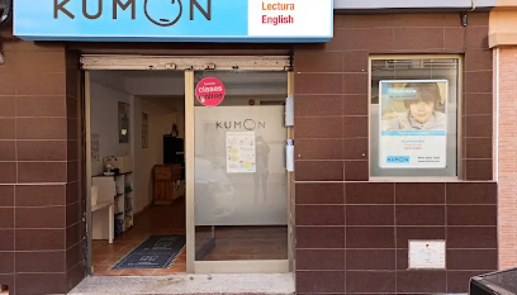 Imagen-del-centro-formativo-Centro-Kumon-de-Matematicas-Lectura-e-Ingles-en-Paterna-Valencia