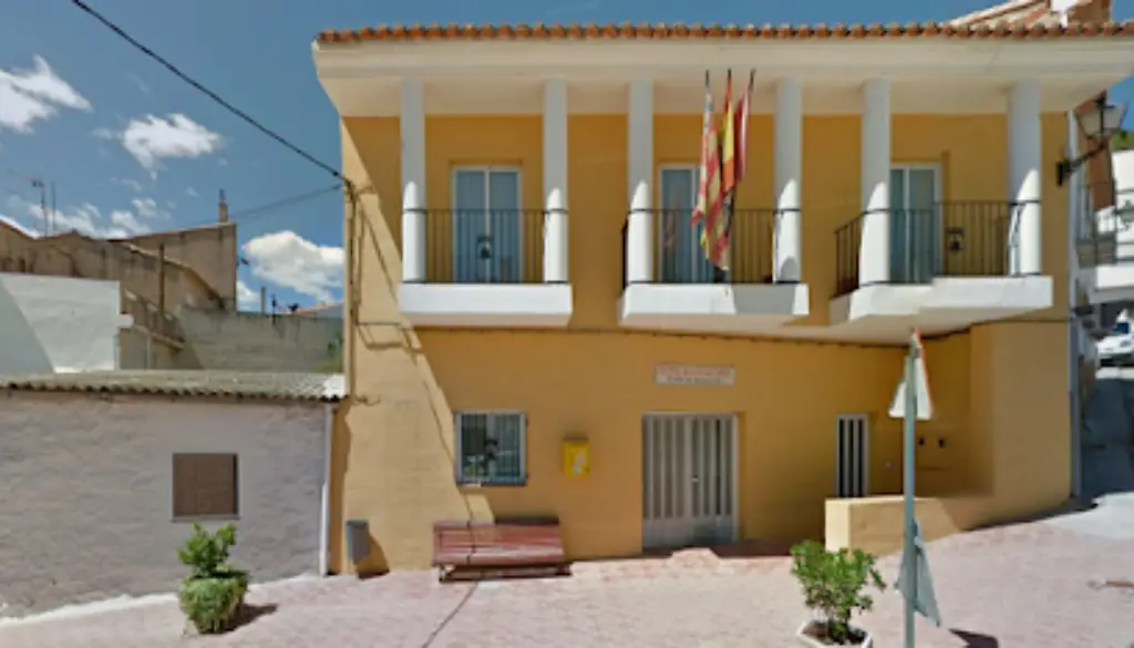 Imagen-del-centro-formativo-Centro-Publico-De-Formacion-De-Personas-Adultas-E-C-De-LAlt-Palancia-en-Segorbe-Castellon