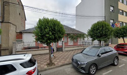 Centro Publico de Educacion de Personas Adultas Maestra Susana Gonzalez en Bembibre, León