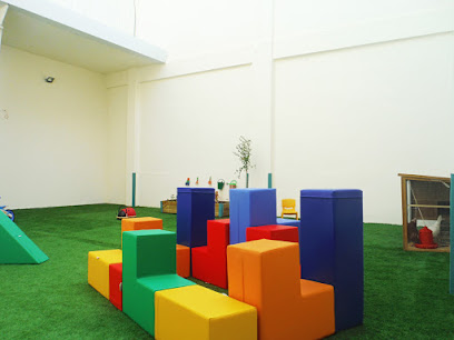 Centro de Educacion Infantil Rondalles en Tavernes blanques, Valencia