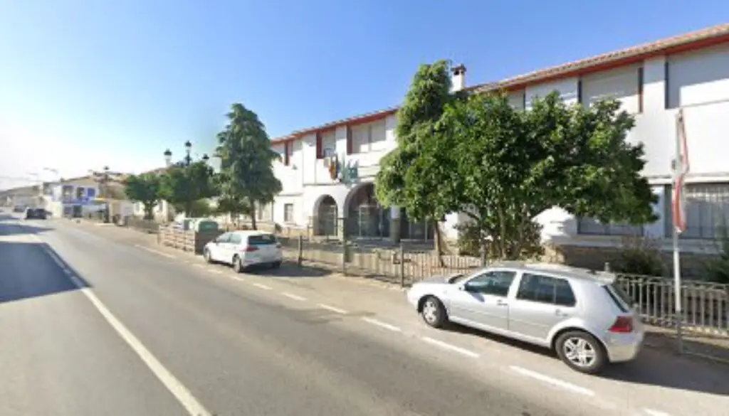 Imagen-del-centro-formativo-Centro-de-Educacion-Infantil-y-Primaria-Maestro-Rogelio-Fernandez-en-Mojonera-Cordoba