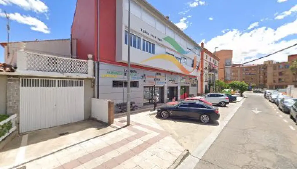 Imagen-del-centro-formativo-Centro-de-profesorado-La-Almunia-en-La-almunia-dona-godina-Zaragoza