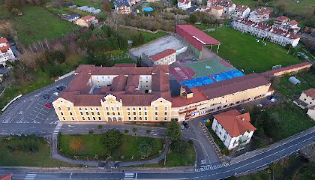 Imagen-del-centro-formativo-Colegio-Concertado-San-Vicente-de-Paul-Limpias-en-Limpias-Cantabria