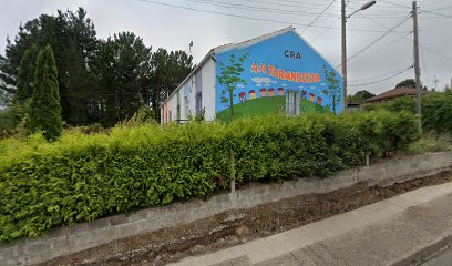 Escola Unitaria de Esfarrapa (Novo Mencer) en Batan, La Coruña