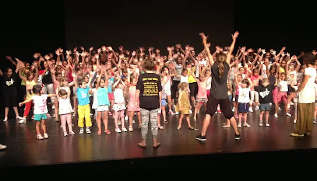Imagen-del-centro-formativo-Escola-de-dansa-Judit-Font-en-Serrat-de-l´ocata-Barcelona