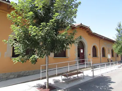 Escuela Josep Maria Xandri en Sant pere de torelló, Barcelona