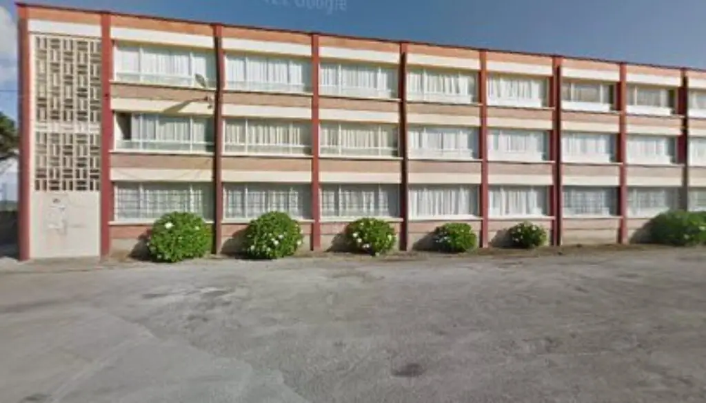 Imagen-del-centro-formativo-Escuela-Oficial-de-Idiomas-de-Luarca-en-Luarca-Asturias