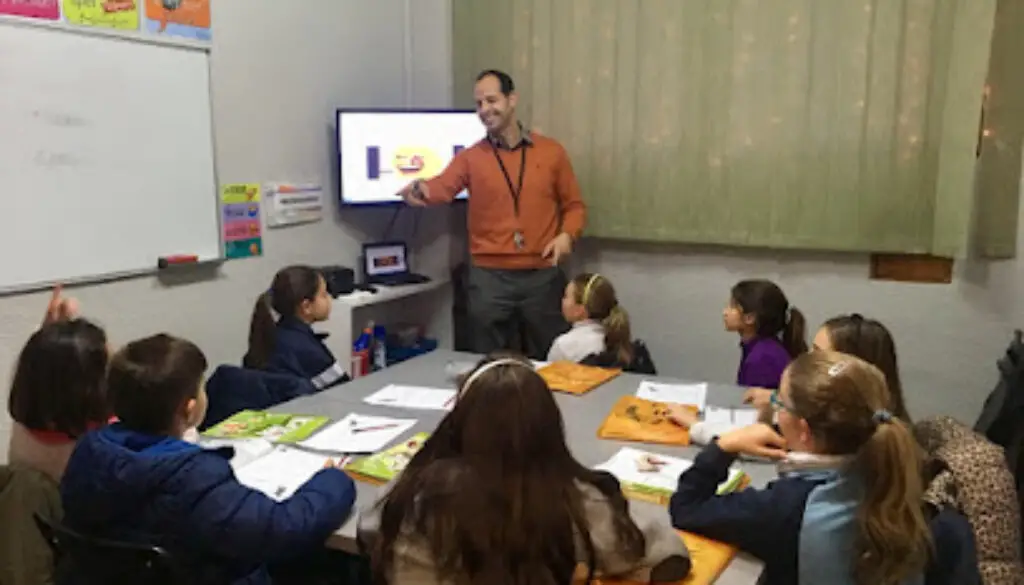 Imagen-del-centro-formativo-Hi5-Education-Centres-Betera-en-Betera-Valencia