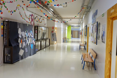 Instituto de Educacion Secundaria Manuel Canadas en Moraleda de zafayona, Granada