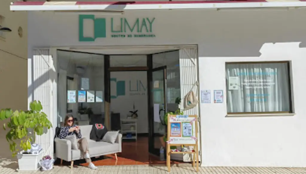 Imagen-del-centro-formativo-LIMAY-Centro-de-Ensenanza-en-Altea-Alicante