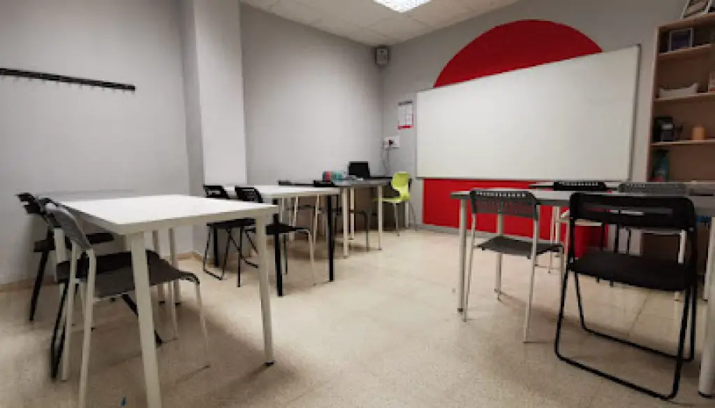 Imagen-del-centro-formativo-LM-Idiomes-La-Bordeta-en-Lleida-Lerida