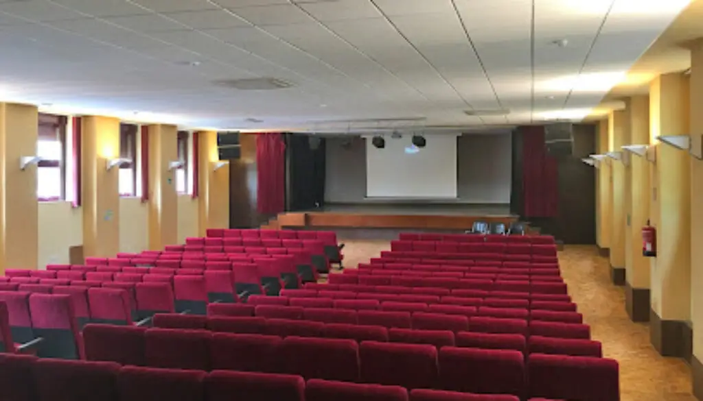 Imagen-del-centro-formativo-Salesianos-Sanlucar-la-Mayor-Casa-de-Espiritualidad-Juvenil-Juan-XXIII-en-Sanlucar-la-mayor-Sevilla