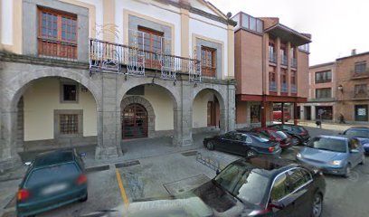 Seccion Escuela de Idiomas de Penaranda de Bracamonte en Peñaranda de bracamonte, Salamanca