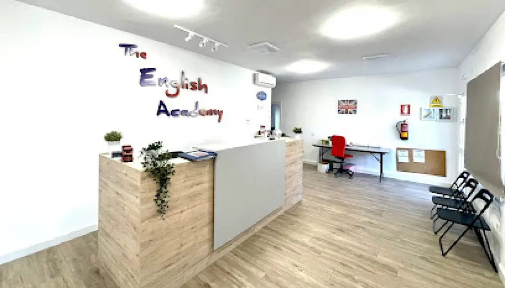 Imagen-del-centro-formativo-The-English-Academy-Benalmadena-en-Arroyo-de-la-miel-benalma-Malaga