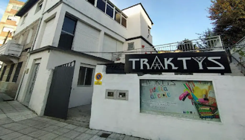Imagen-del-centro-formativo-Traktys-en-Carracido-Pontevedra